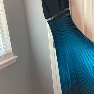 Betsy & Adam | Size 4 | Turquoise Pleated Ombré Prom Dress with Mock Crop